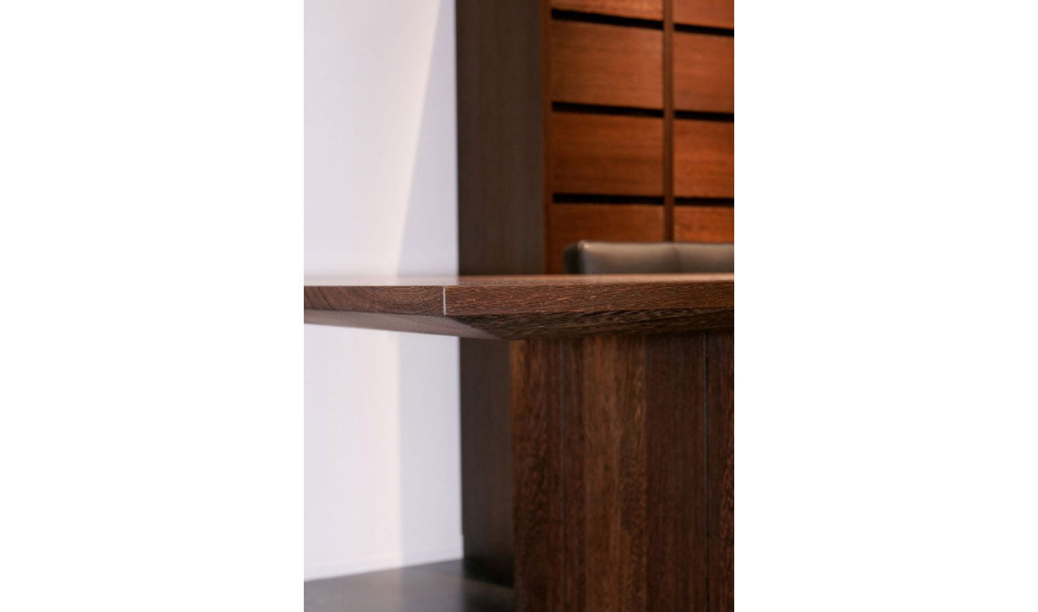 Massivholztisch Light by Matteo Thun