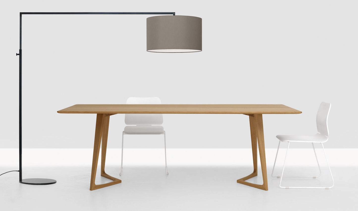 Tisch Twist eckig Eiche von Zeitraum bei Green Living