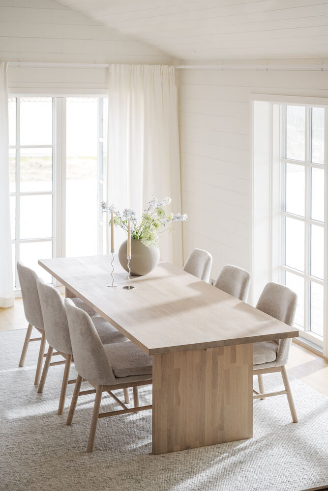 Table en bois massif Pjur