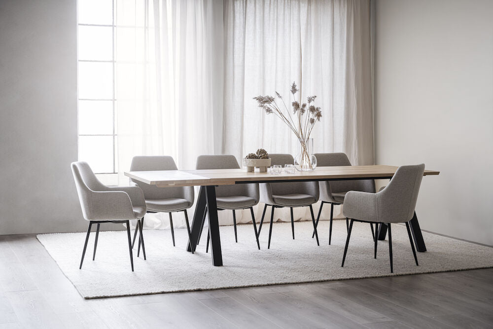 Solid Wood Table Pjur