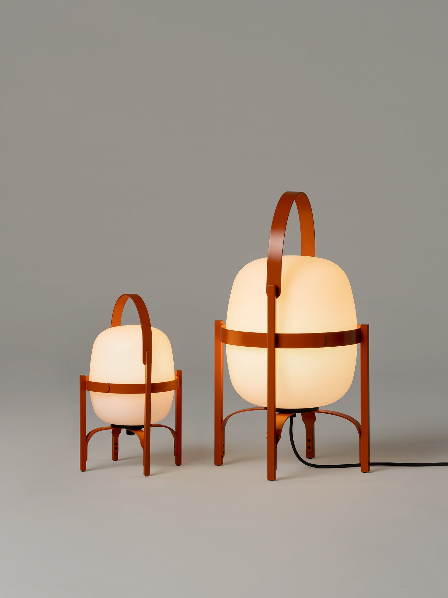 Outdoor-Leuchte Cesta von Santa & Cole – Design Miguel Milá