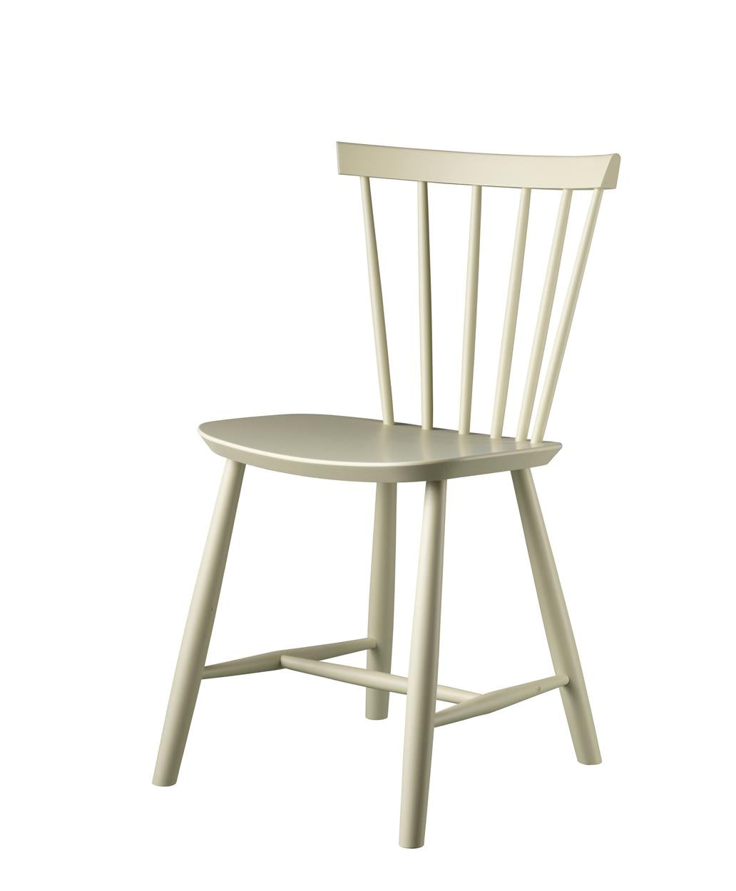Stuhl J46 – Klassiker von Poul M. Volther
