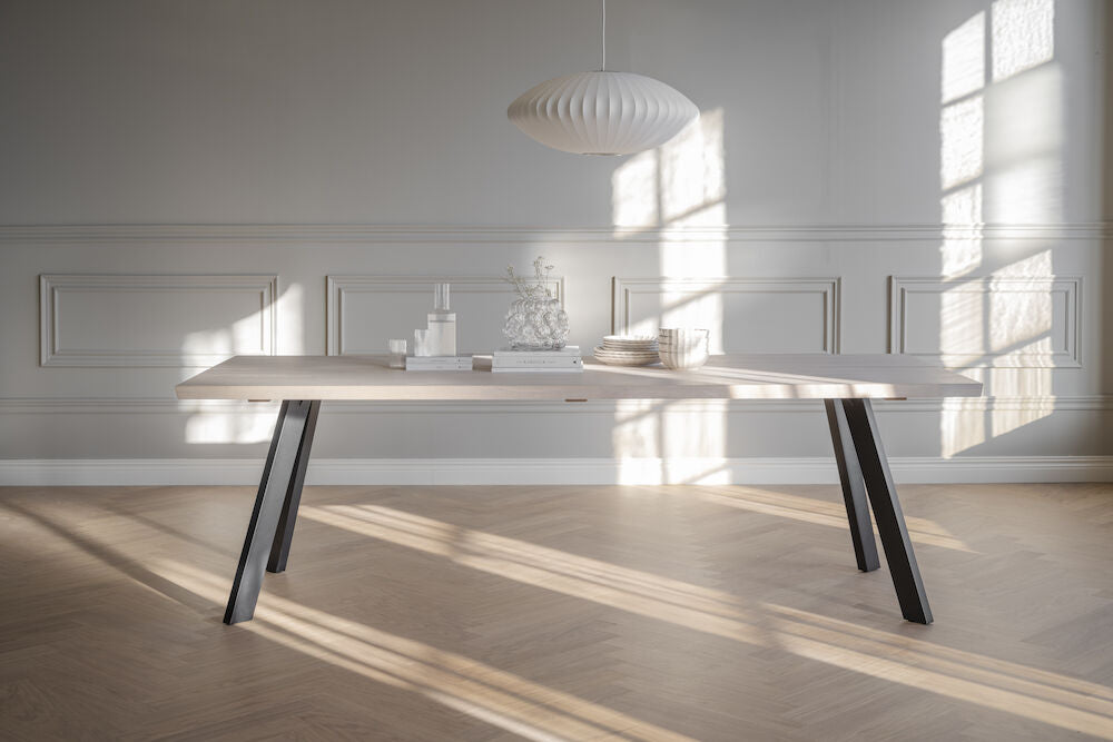 Solid Wood Table Pjur