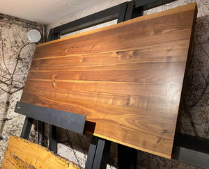 Newton Table Nuss
