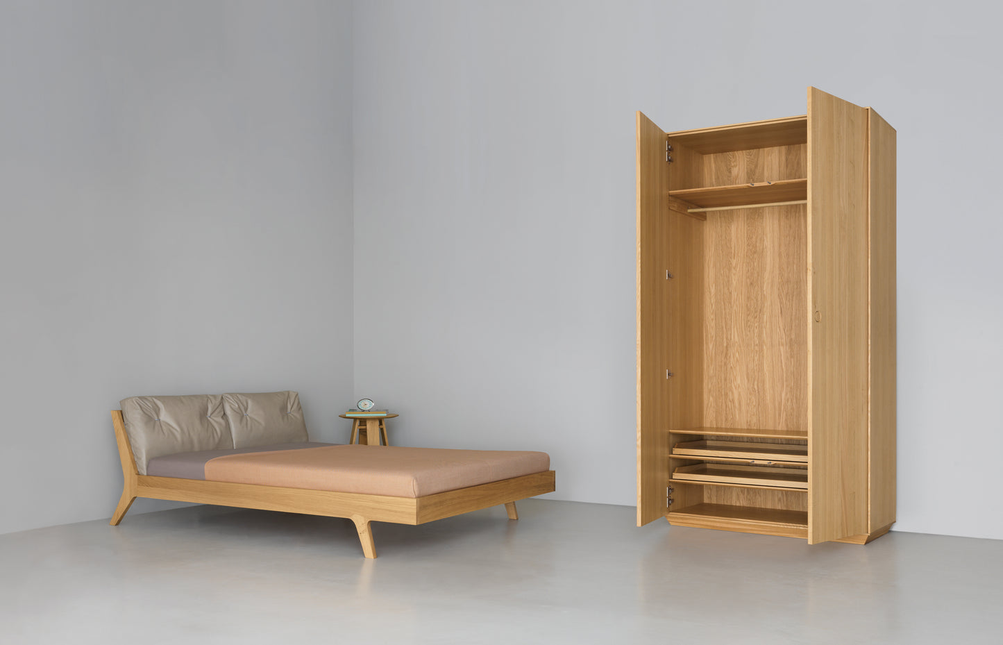 KIN Shelf