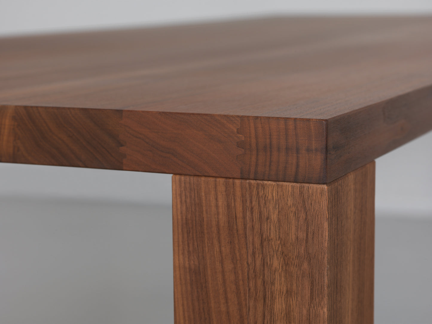Solid Wood Table Pjur