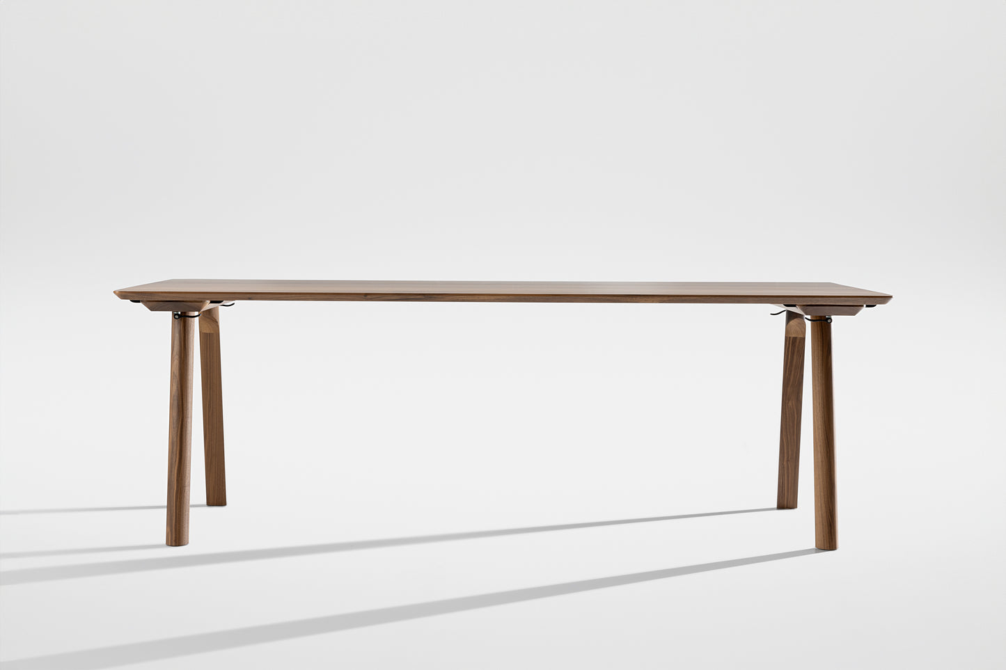 Table en bois massif Rail