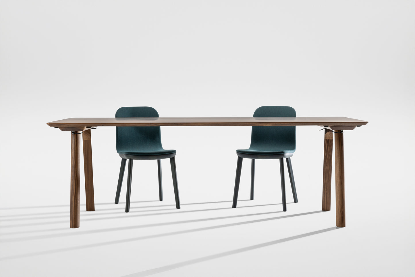 Table en bois massif Rail