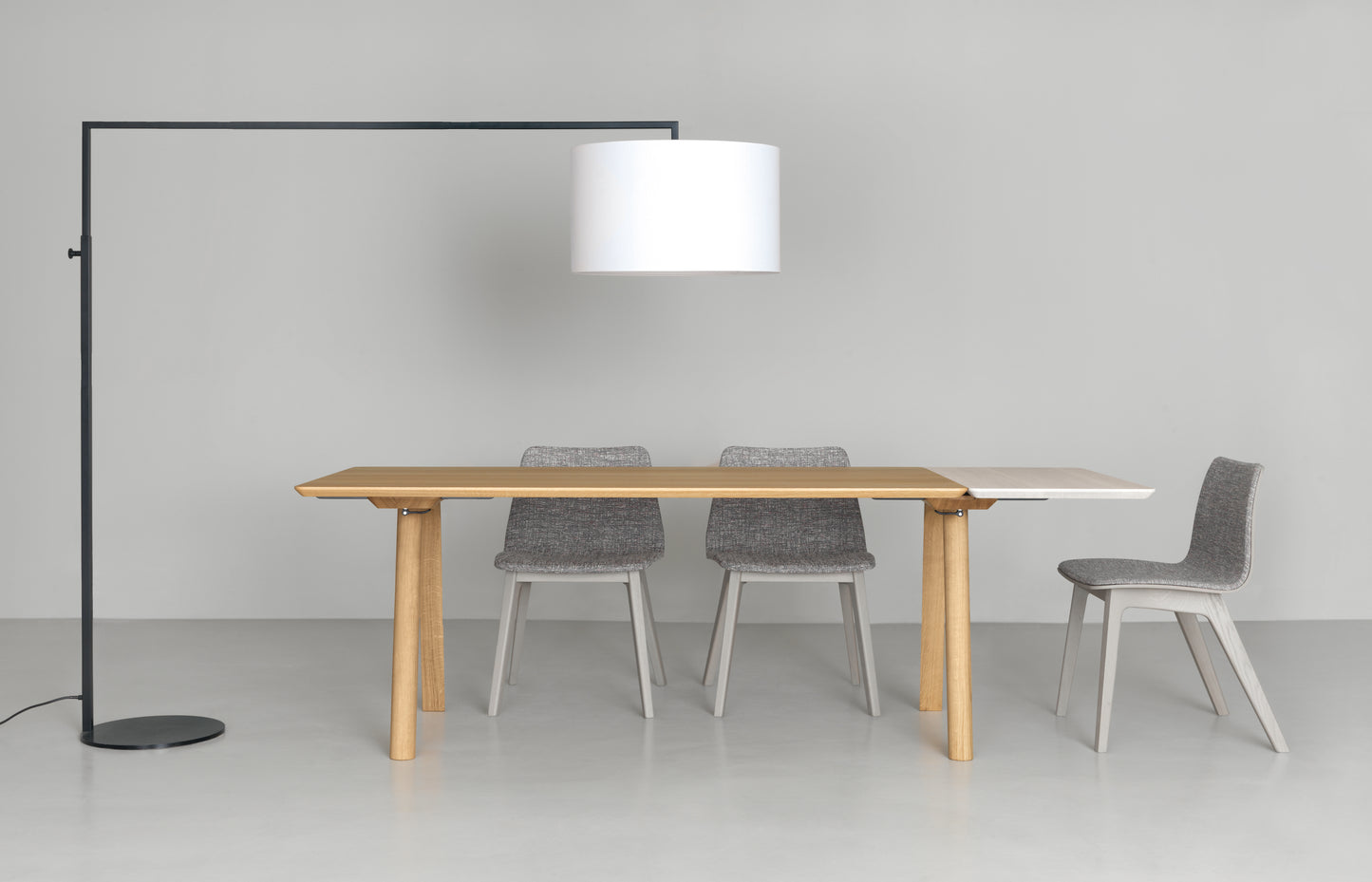 Table en bois massif Rail