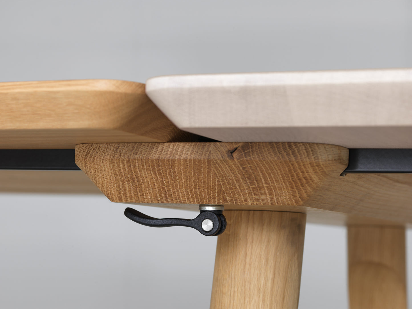 Table en bois massif Rail