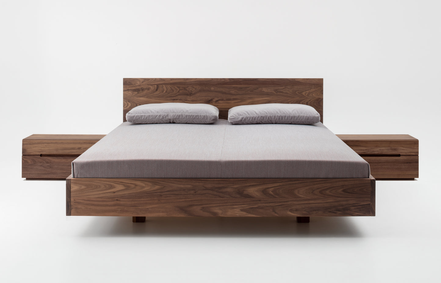 Bett Simple Hi