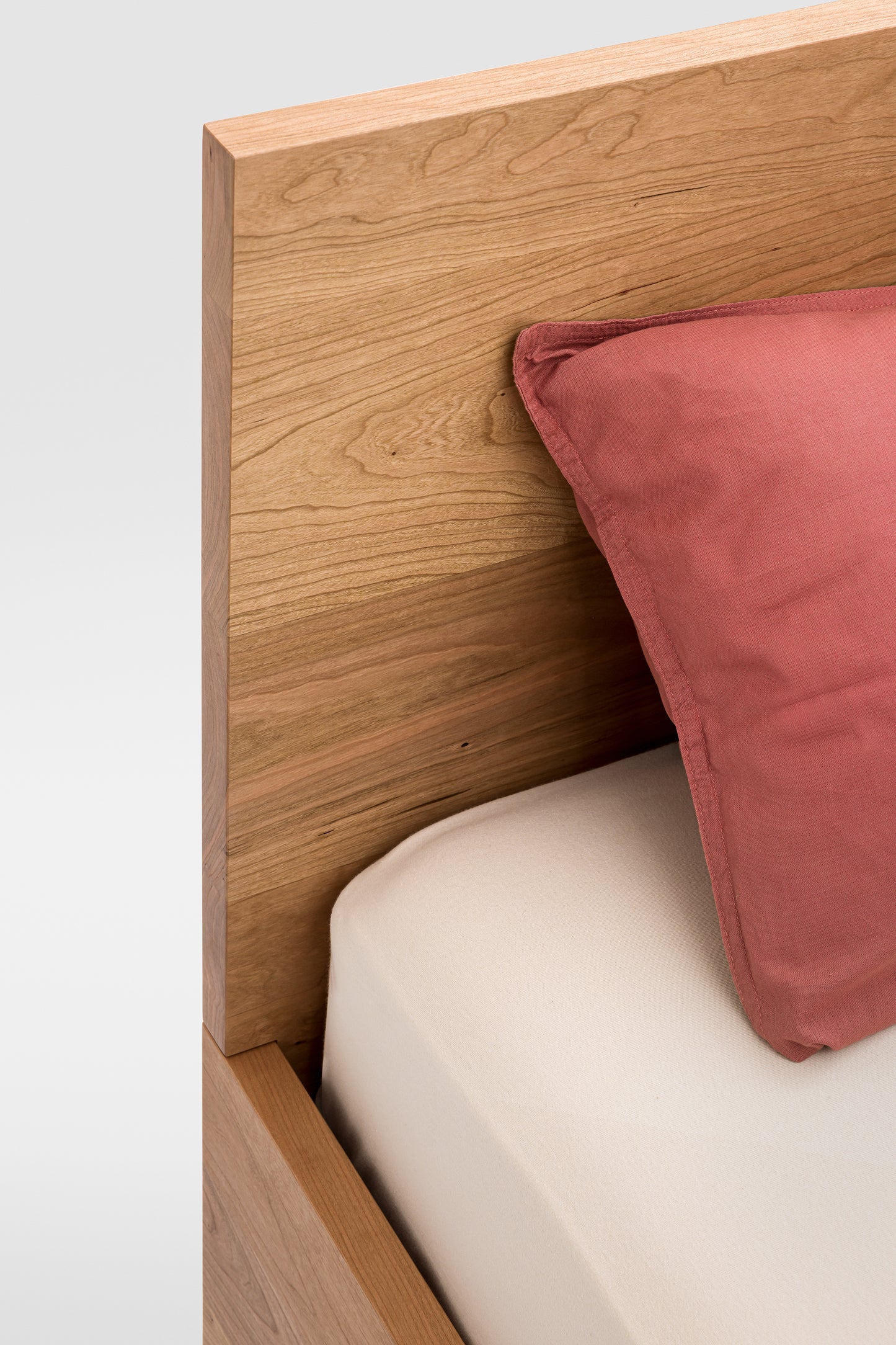 Bett Simple Hi 79
